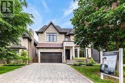 47 BEVDALE ROAD Toronto, ON M2R 1L8