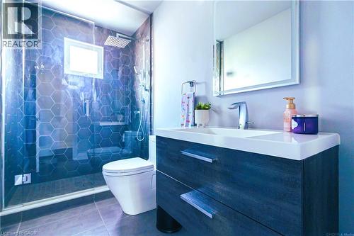 2390 Sinclair Circle, Burlington, ON 