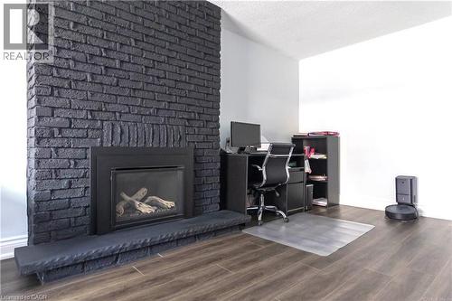 2390 Sinclair Circle, Burlington, ON 