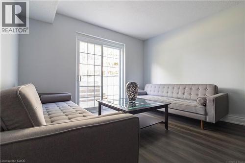 2390 Sinclair Circle, Burlington, ON 