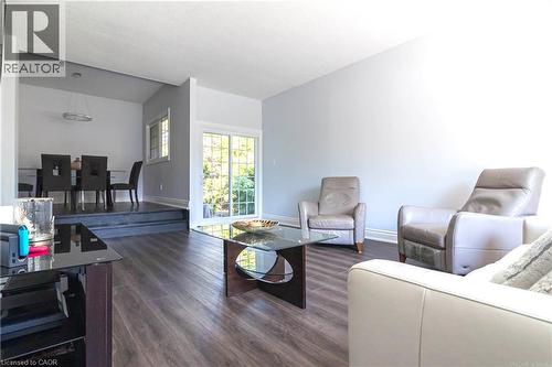 2390 Sinclair Circle, Burlington, ON 