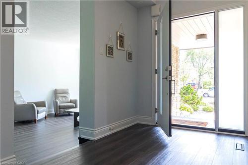 2390 Sinclair Circle, Burlington, ON 