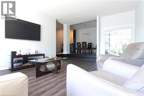 2390 Sinclair Circle, Burlington, ON 