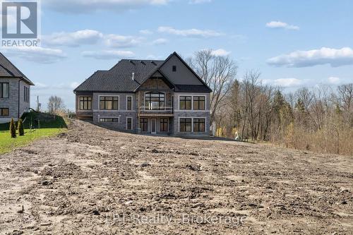 32 Ormiston Street, Clarington, ON 