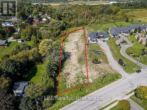 32 Ormiston Street, Clarington, ON 