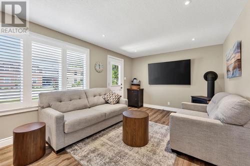 125 Widder Street, Goderich (Goderich (Town)), ON - Indoor Photo Showing Living Room