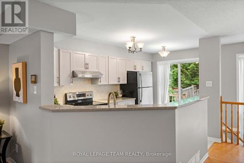 6 Folison Street, Ottawa, ON 