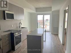 615 - 1808 ST CLAIR AVENUE W Toronto, ON M6N 0C1