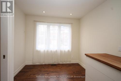 204 Dunbarton Court, Ottawa, ON 