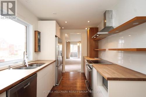 204 Dunbarton Court, Ottawa, ON 