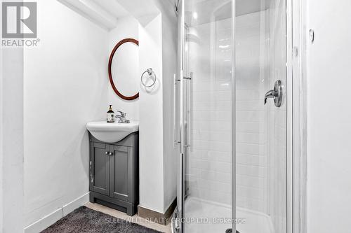 1486 Lepage Avenue, Ottawa, ON - Indoor Photo Showing Bathroom
