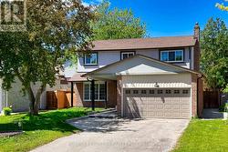 40 RUTLEDGE AVENUE Newmarket, ON L3Y 5T4
