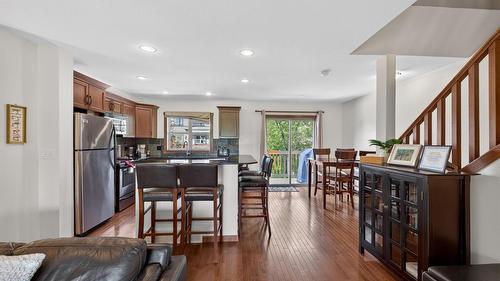 41-1000 9Th Street, Invermere, BC - Indoor