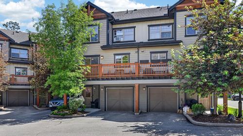 41-1000 9Th Street, Invermere, BC - Outdoor With Facade