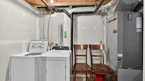 41-1000 9Th Street, Invermere, BC - Indoor