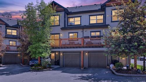41-1000 9Th Street, Invermere, BC - Outdoor With Facade