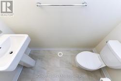 2 Piece main floor - 