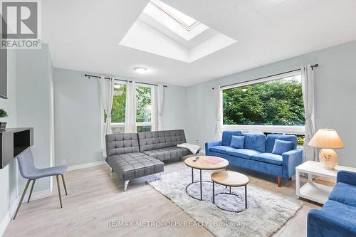 719 Knox Avenue, Hamilton, ON 