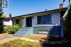 836 E 4TH STREET  North Vancouver, BC V7L 1K4