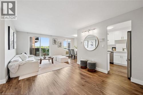 279 CHANDLER Drive Unit# 405  Kitchener, ON N2E 1X6