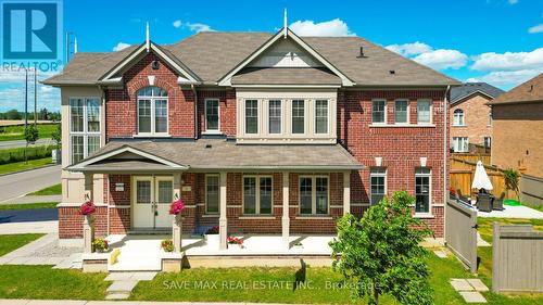 18 MONCEAU ROAD N  Brampton, ON L7A 4E6
