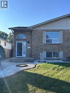 7929 HAWTHORNE DRIVE Windsor, ON N8R 2J9