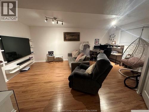 7929 Hawthorne Drive, Windsor, ON 