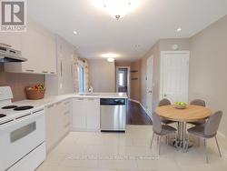 MAIN - 35 EAST LYNN AVENUE Toronto, ON M4C 3X3
