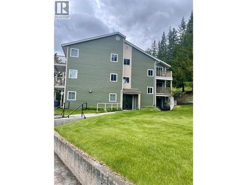1335 Alpine Drive Unit# 308B  Elkford, BC V0B 1H0