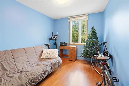 222-35 Valhalla Dr, Winnipeg, MB 