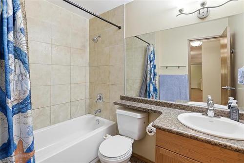 222-35 Valhalla Dr, Winnipeg, MB 