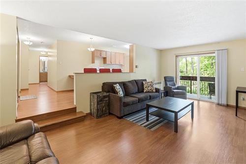 222-35 Valhalla Dr, Winnipeg, MB 