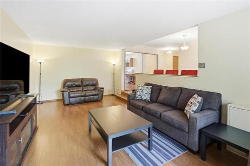 222-35 Valhalla Dr, Winnipeg, MB 