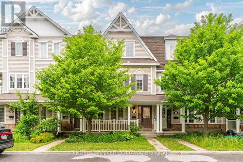 2043 MADRID AVENUE  Ottawa, ON K2J 0K1