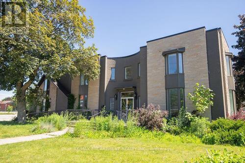 1309 King Street E, Hamilton, ON 