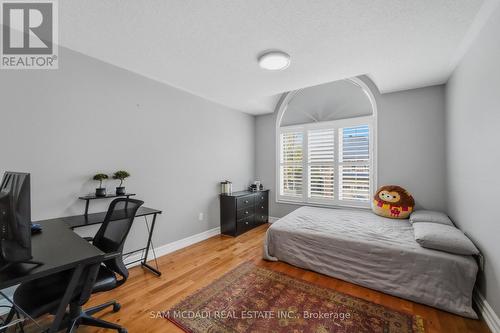 5 Whitbread Crescent, Ajax, ON 