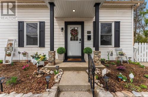 132 WATERLOO STREET N  Cambridge, ON N3H 1M8