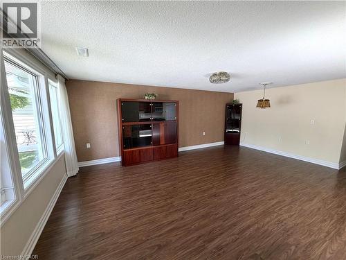 9 Gates Lane, Hamilton, ON 