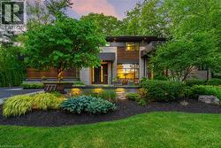 777 SHADELAND Avenue  Burlington, ON L7T 2M2
