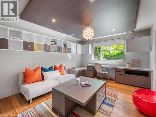 777 Shadeland Avenue, Burlington, ON 