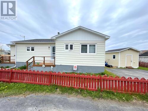 4 Churchill Place  Grand Falls-Windsor, NL A2B 1C4