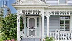 charming front porch - 