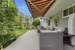Deck w Awning out - 
