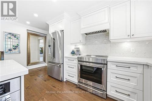 33 Golfview Crescent, Hamilton, ON 