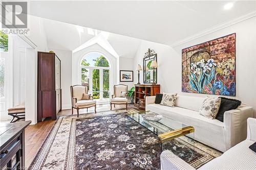 33 Golfview Crescent, Hamilton, ON 