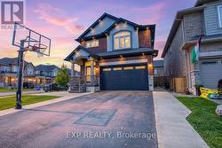 17 NARBONNE CRESCENT Hamilton, ON L8J 0J7