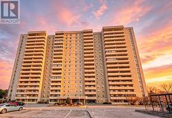 809 - 1338 YORK MILLS ROAD Toronto, ON M3A 3M3