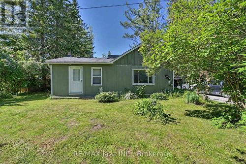 4 HUBBARD STREET  Georgina (Pefferlaw), ON L0E 1N0