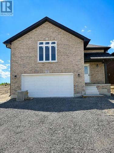 727 LATIMER WAY  Peterborough (Monaghan Ward 2), ON K9K 0H4