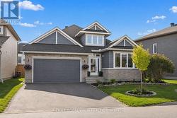 279 SCEPTRE WAY Ottawa, ON K2V 0C6